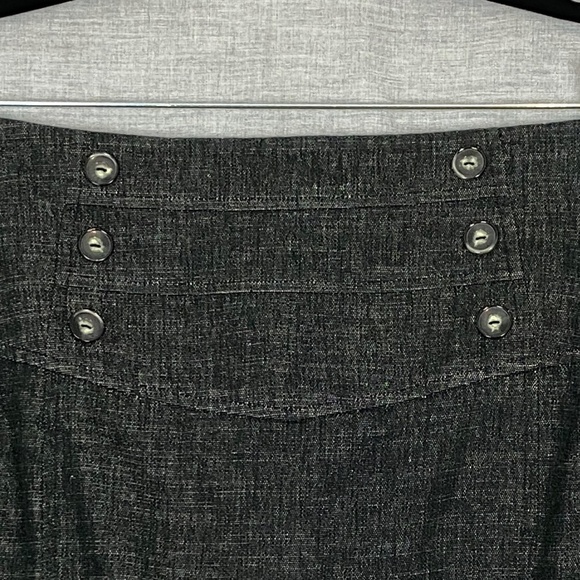 BCX Knee Length Skirt Black Denim Sz 11 Lightweight Zipper Back Closure - Picture 2 of 7